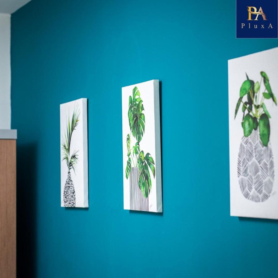 Pluxa Vivid Veranda Beautiful City Centre Apartment With Free Parking Birmingham Bagian luar foto