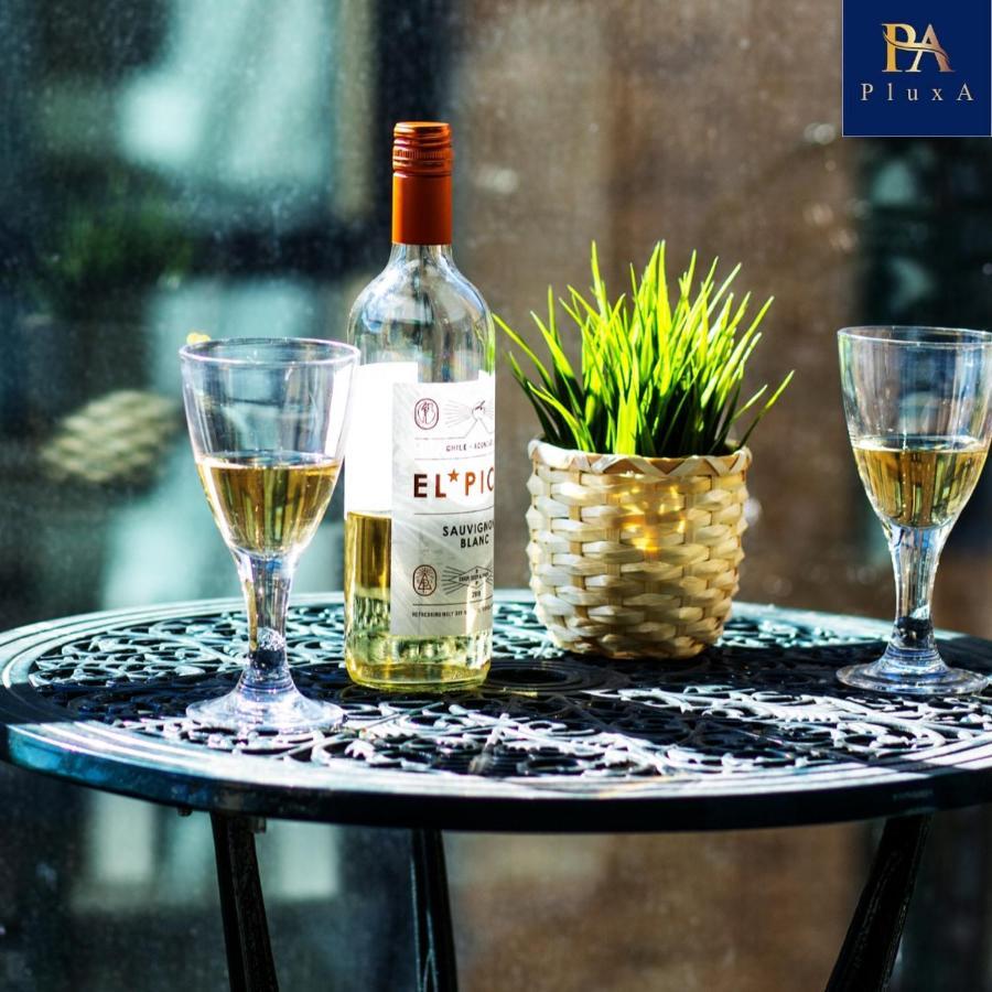 Pluxa Vivid Veranda Beautiful City Centre Apartment With Free Parking Birmingham Bagian luar foto