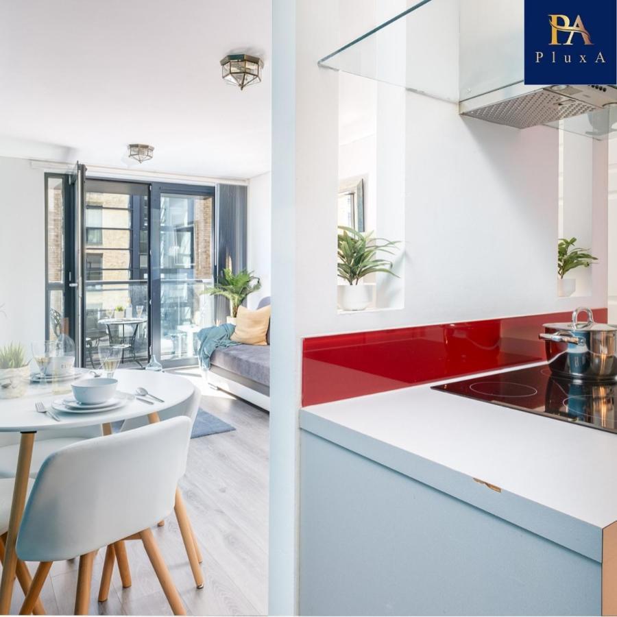 Pluxa Vivid Veranda Beautiful City Centre Apartment With Free Parking Birmingham Bagian luar foto